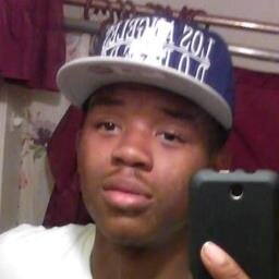 #teamtaken follow my wife @hisbeaa #teamPisces #teamfollowback