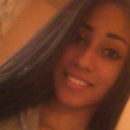 - Menina que te encanta... Garota determinada,Querida & amada  Excesso dee meel ’ a dosee certa dee saal u.u