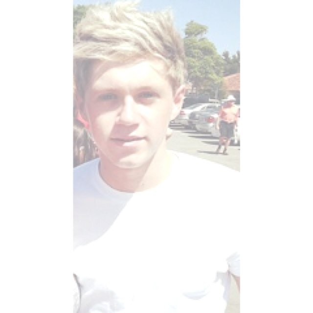 Hey beautiful go follow @5_perfectlads ⛄❄