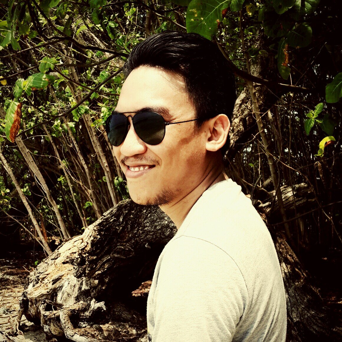 Gondronggggg's profile picture. welcome stalker !!