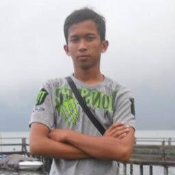 I studied at SMKN 1 Boyolangu in multimedia majors...
and now i'm single