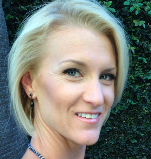 Former D1 Nevada Volleyball player who earned her Doctorate from USC. Experienced PT, CSCS, and Yoga instructor helps make you healthier/better/stronger/faster.