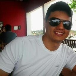 Historiador, nordestino, potiguar.. Focalizado nos meus objetivos e sonhos, amo minha família e sou muito grato a DEUS pelo maior presente: VIVER!