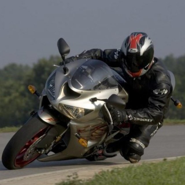 Alexalabat2's profile picture. Todas las batallas en la vida sirven para enseñarnos algo, inclusive aquellas que perdemos.   P.C.