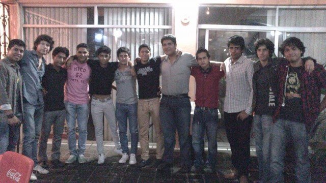 Vete al espejo, somos igual de imperfectos.