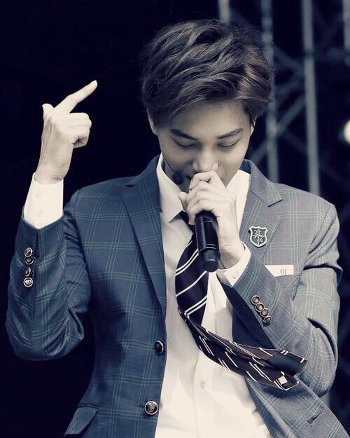 kim jongin-roleplayer.