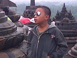 BertsBolang's profile picture. FIGHT FIGHT FIGHT