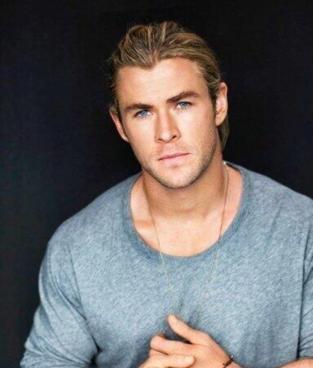 Im the most sassy Thor you will ever know. Part of the Avengers team. Poptart King. Taken to @LokiLFG hurt him you die. [RP 18+] In #CaptainNichollsKFCArmy