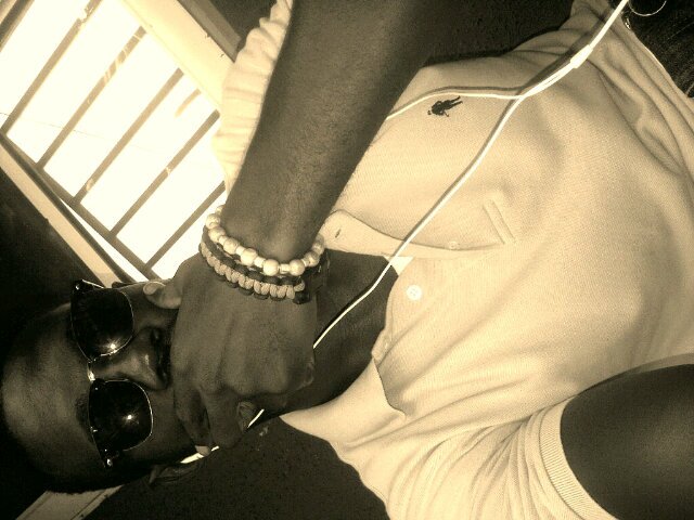 I am mi..,if u don't know mi den shut up nd den if u wanna know mi WAD UP,what else!...