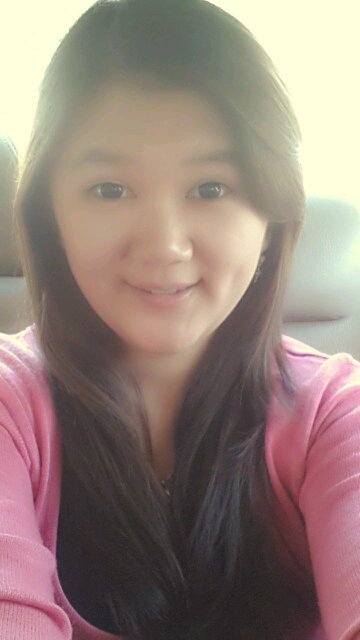 linafransiska93's profile picture. 