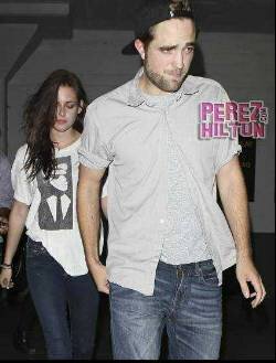 LoveeeRobSten's profile picture. 