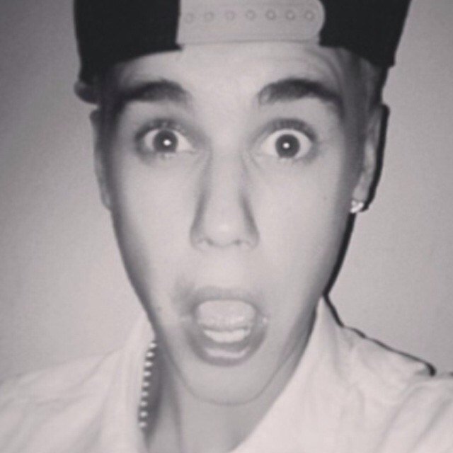 Hey @rauhlsjano just gave you a free follow. Go follow he and she will follow back. Thats 2 extra followers. Thanks :)
