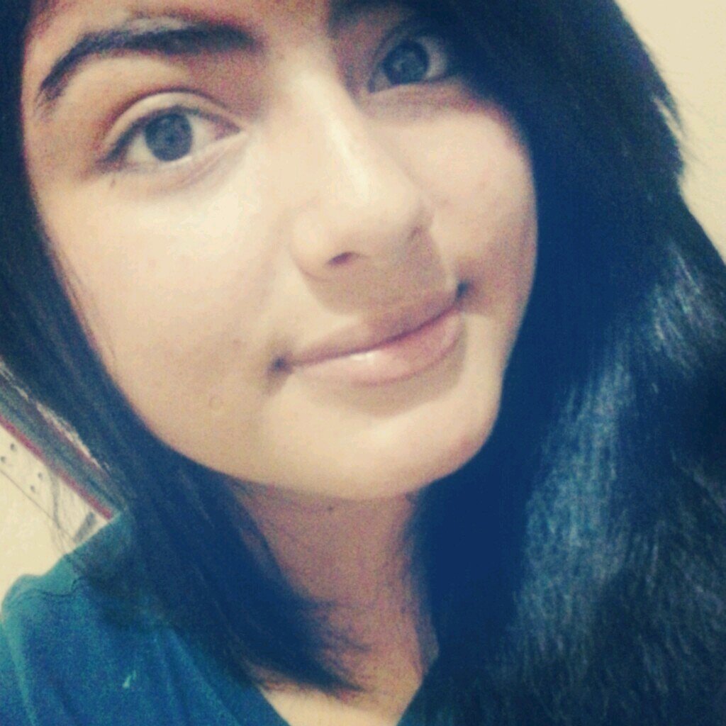 Hi.! people xD I am a fun girl. I am a follower of God Best.! :)
'm pitiful, I love singing, writing .. I'm Christian to much Honor :) follow me and I follow