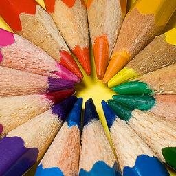 RenklerinDili's profile picture. 