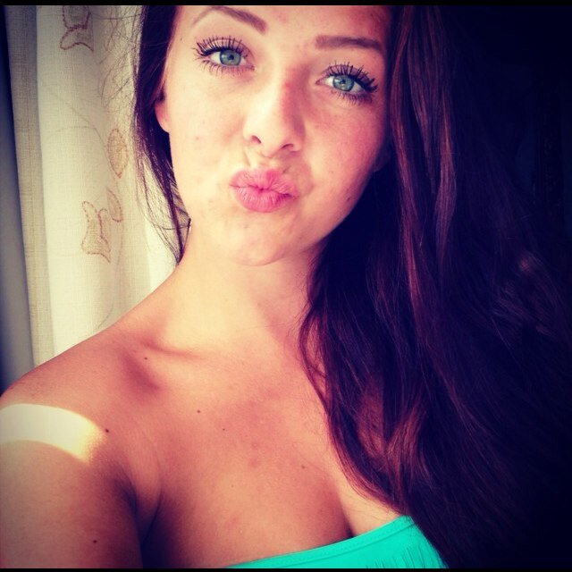 Instagram: joycex_