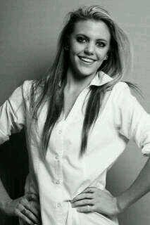 Model , loves the beach , friends and family matter most , sport is a big part of my life . Love listening to music , and long walks on the beach.