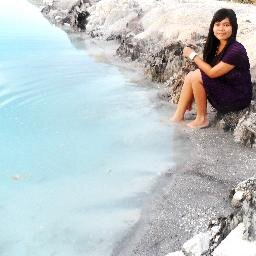 follow me,and mention for follback ''septina sumartini'' :D