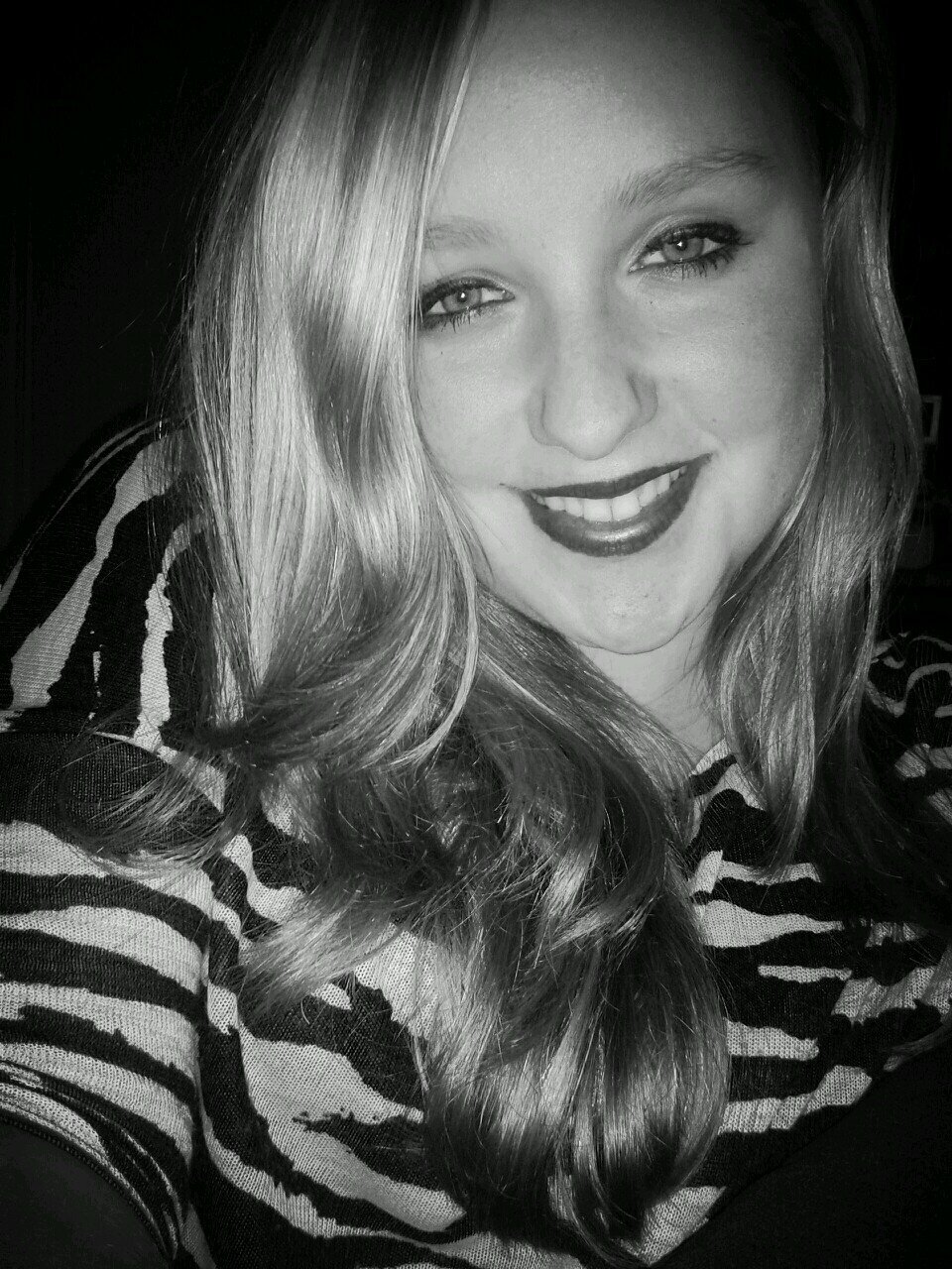 Sometimes, you need to step outside. Get some air, and remind yourself of who you are and who you want to be. ♡