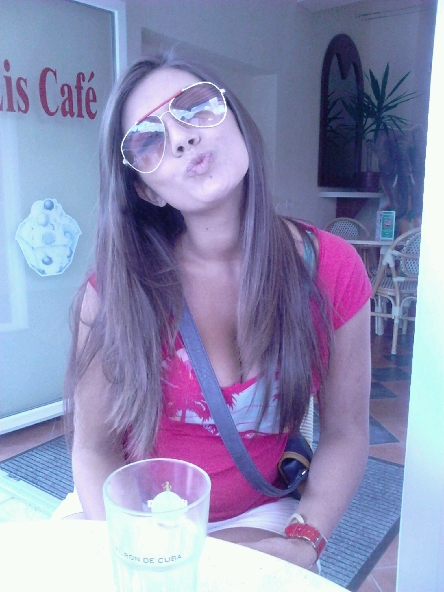 Hello Everyone! Kiss for all :*
