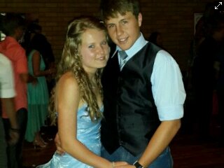 Me» Ppl call me Blondi+BiBi•Blue eyes•Christian•Lovable•gr8 sense of humor •Love Hockey•aNd taken by an amaZing gUy* •*ټ♡