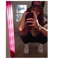M. (@melcnie) 's Twitter Profile