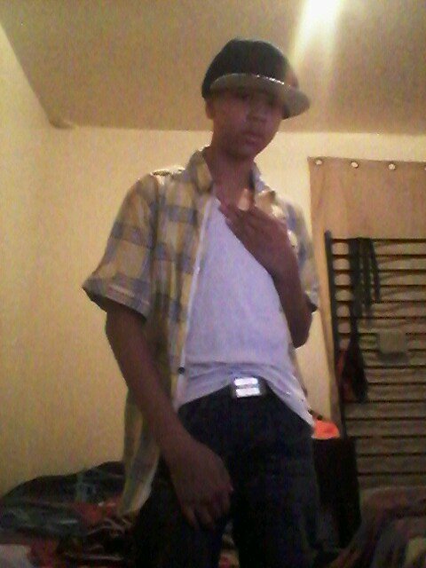 javier39154324's profile picture. 