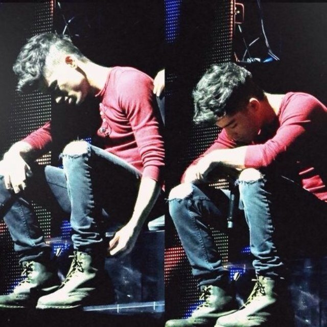 Zarry is the otp of life. Dimples and wow bye.