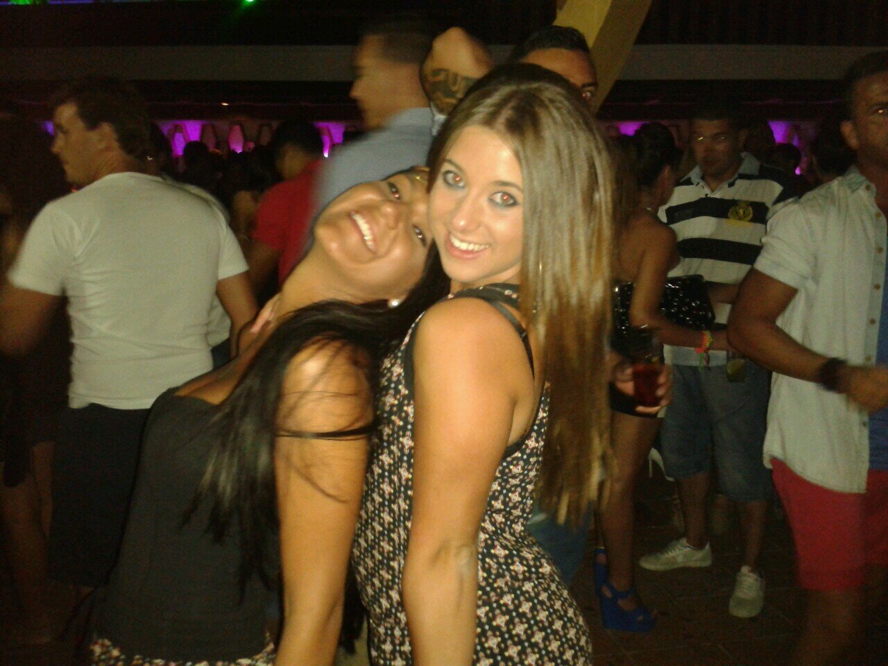 No soy perfecta, pero mis defectos son encantadores ;)