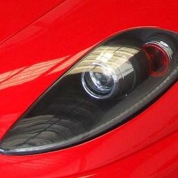 Alquiler de Ferrari y vehiculos de lujo con y sin conductor. Disponemos de Vehículos para rodajes, eventos, bodas y videoclips. Contacto 656747837