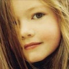 I'm Gia. Daddy: @JoshSalvatore3. Grandpa: @DamonLovesShe & Grandma:@AlexaneRaven Auntie: @SalvatoGuiliana. Uncle: @AidenSalvatore1