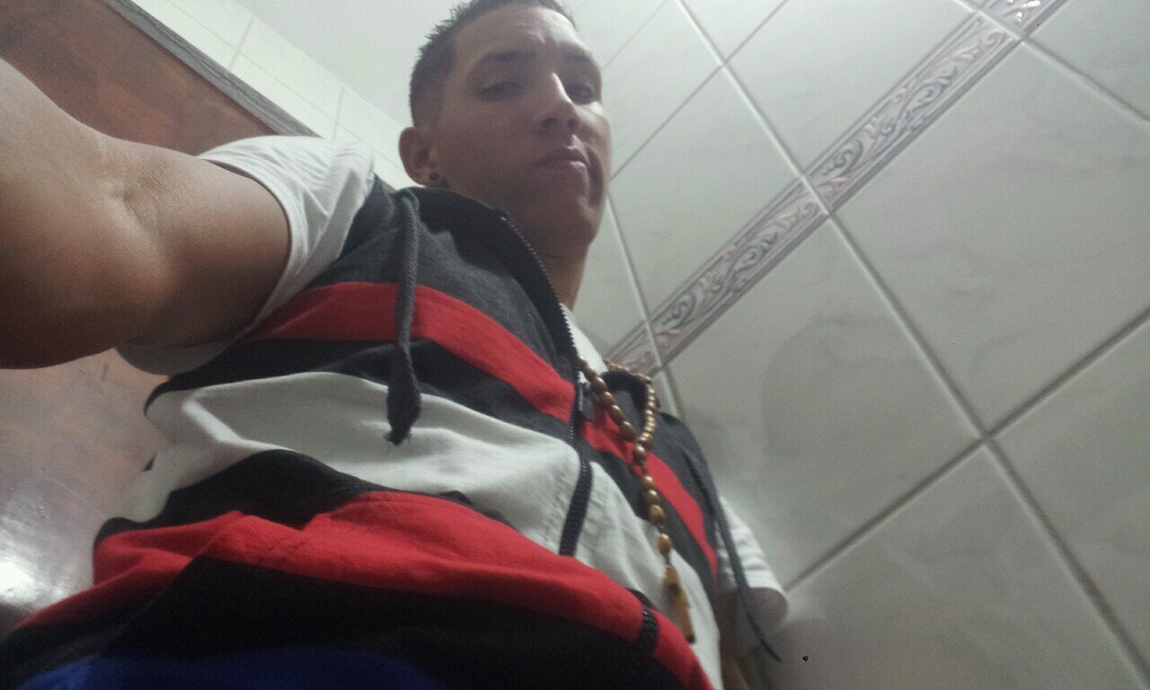 robertcorolla90's profile picture. 