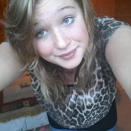 I'm a Directioner and a MADone, I love these 8 amazing singers! Niall, Zayn, Harry, Liam and Louis. (MAD) Aiden, Michael, Dan; 1K followers
I follow back:D