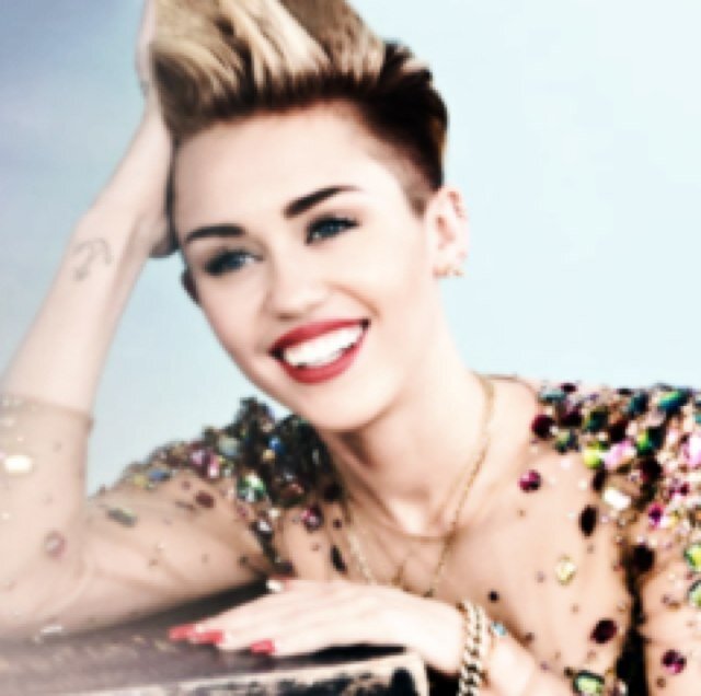 Bringing you the latest news about Miley Cyrus. Buy #BANGERZ on iTunes NOW! https://t.co/DzX6ubHHYX