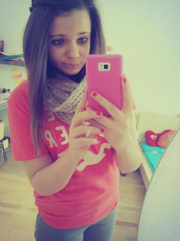 13 years old.Follow I follow back.