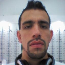 Orgullosamente paisa, amante de mi vida, mi familia y amigos, Maestrante CFyG, contador público por convicción, trabajador incansable, sarcástico por vocación.