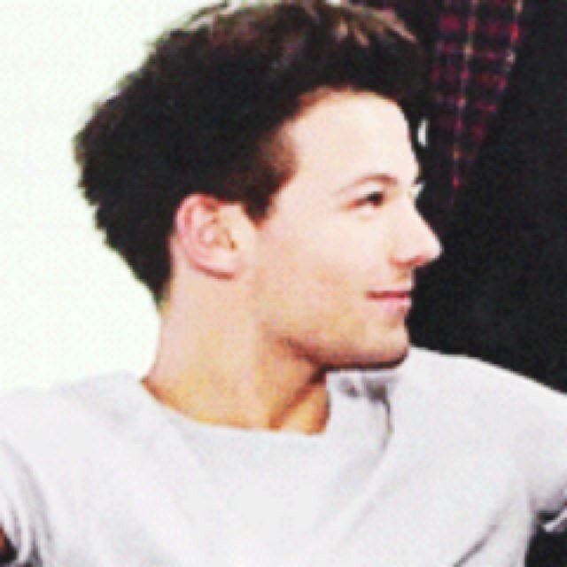 ***FOLLOW @ZOOUIALL*** AND ILL DM YOU TO LIAM MICHAEL CALUM AND LUKE OR ARIANA CHER AND LITTLE MIX! @ZOOUIALL