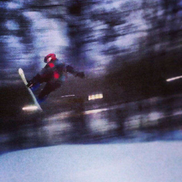 Snowboarded for 11 years, its my life. 16 years old, self employed~ dm for kik