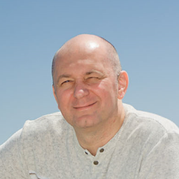Affiliate Marketing Expert, Internet Marketer, Personal Developer.Like to work from home and help other people Visit http://t.co/3fsKJaLXgV for 5 amazing gifts