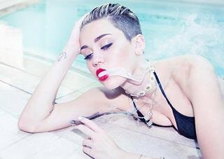 Tudo e um pouco mais sobre nossa diva amada por todos Miley Cyrus.