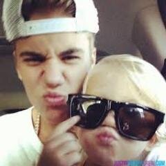JUSTİN BİEBER I LOVE YOU SO MUCH I WAS ELEVEN YEARS OLD PLEASE FOLLOW ME TO TALK TO YOU I WANT TO HOLD YOU LIKE TO SEE FAR SEMI