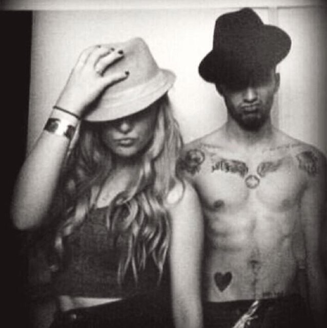 Just be your self life is to short to be someone else ;) xx I'm directioner ♡♡♪ @zaynmalik