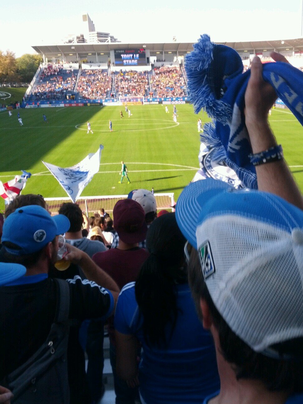 Supporter de l'Impact. Plus de bruits moins de fouilles. joueur, coach. ⚽💟 Section 125.