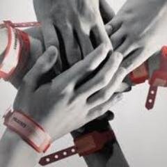 Fans de PULSERAS ROJAS.
SUEÑO: conocerlos o que nos siguieran.
PROPUESTA: Que hagan una twittcam todos los pulseras.
Si nos sigues te seguimos.
#FollowBack