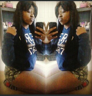 Hi I'm Vaeee, That Pretty Ass Brownskin Girl From The #WESTSIDE? Yeah That's Me ! I Been A1 Since Day1 So Don't Even Trip Baby♥ FMOI @thatscharve__ ( 2_ ) ツ