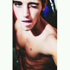 lukesflabbyboob's profile picture. If you follow @lukesbigboner and help her get 16k i will love you forever.