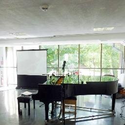 Zephora Music offers personalised, individual music tuition. Zephora: to be admired by many.