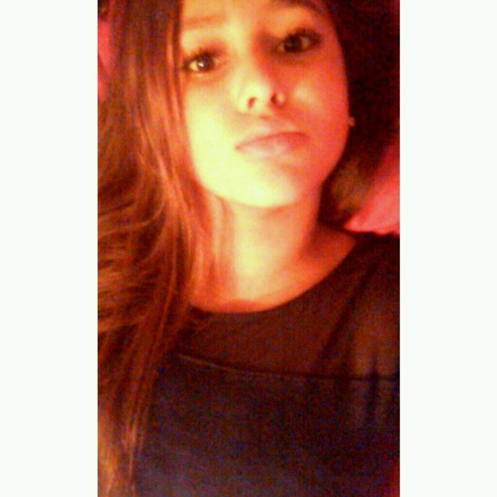 IG : Nothingiinside                     /                  she's mine sister xo Kelly ,