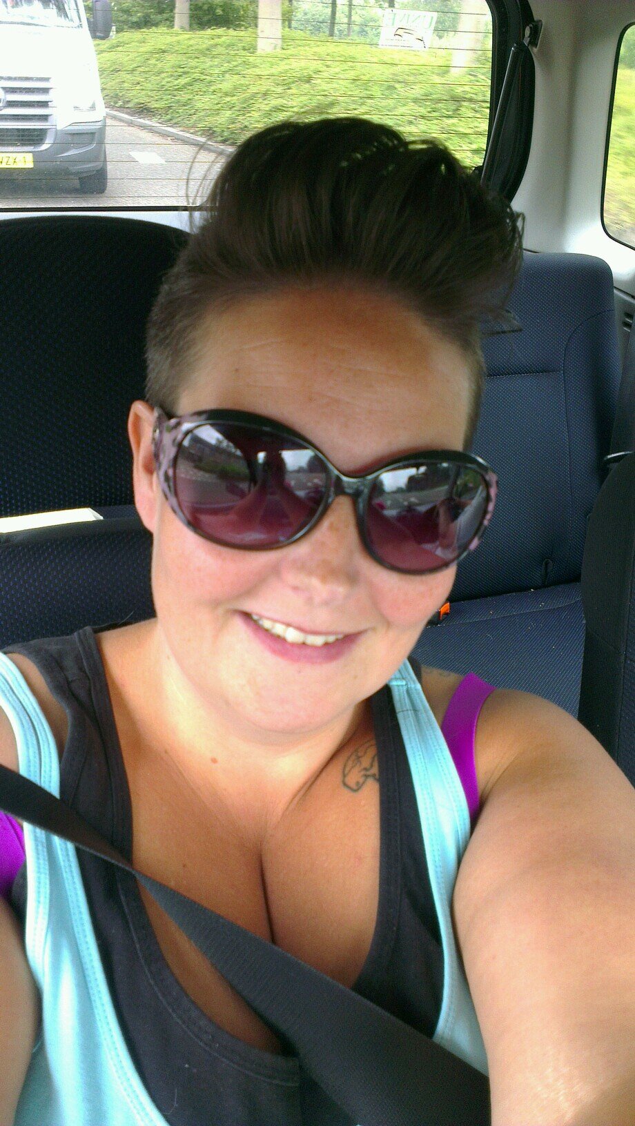 just the best girl there is, and proud to be me
love you all, but love myself just a little bit more hahaha