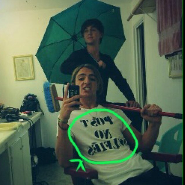 ❤ There are many things about the R5 fandom. ❤