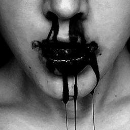 nofeelings__'s profile picture. ''No te cortes las venas, hazte una paja que cansa lo mismo y no duele.''